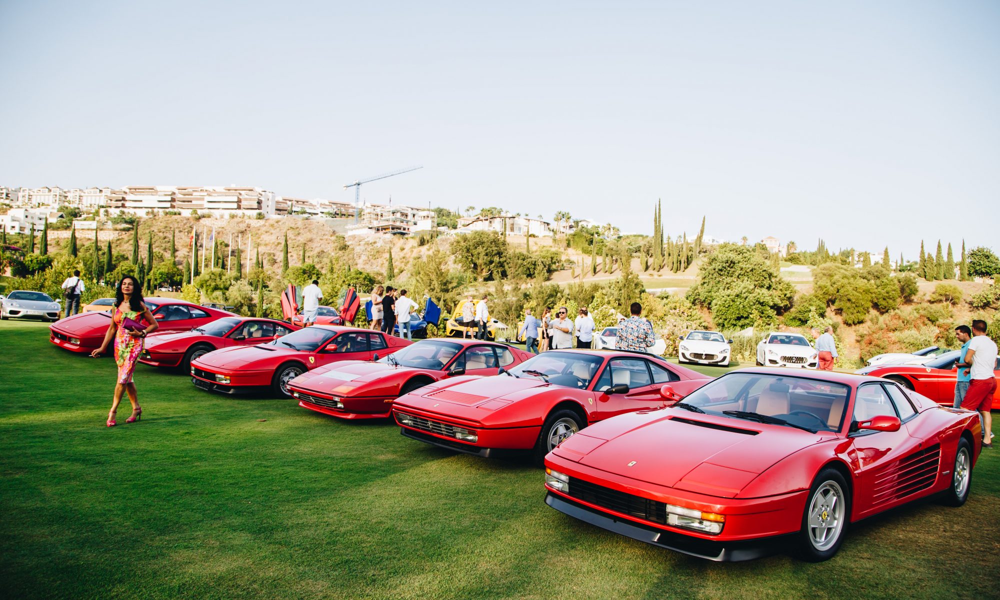 Más de 100 vehículos de colección se dan cita en Villa Padierna Palace Hotel en el evento automovilístico del verano